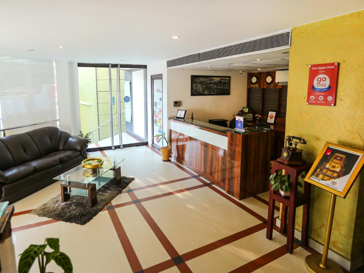 Treebo Trend Time Square Marine Drive Hotel Kochi Bagian luar foto