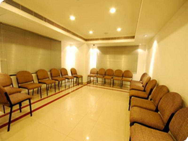 Treebo Trend Time Square Marine Drive Hotel Kochi Bisnis foto